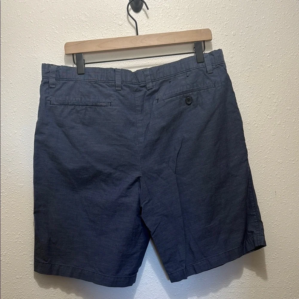 Banana Republic Men's Navy Blue Shorts, Size 36